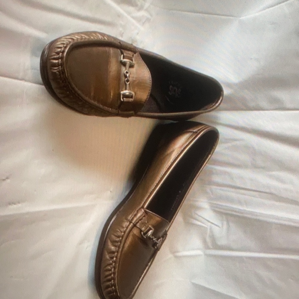 Tripad SAS Grey loafer Flats